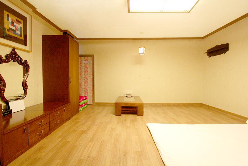 Changwon Olympic Hotel Kültér fotó
