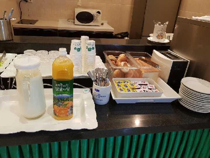 Changwon Olympic Hotel Szoba fotó